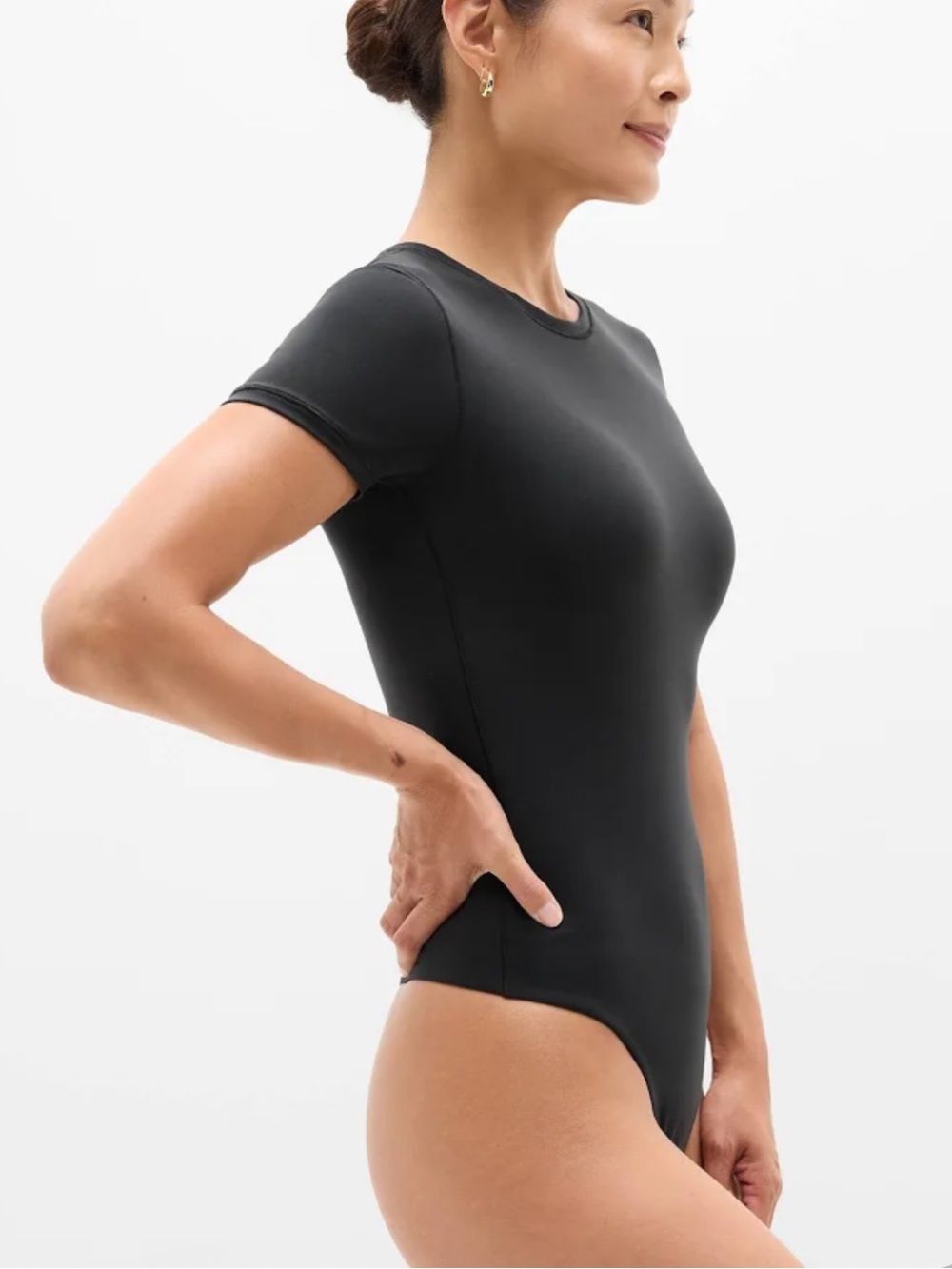 Athleta Bodymove short sleeve crew Bodysuit in Black NWOT Retail $75 - Picture 2 of 6